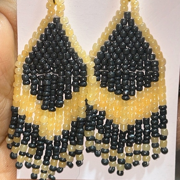 Chic Beaded Black and Yellow Earrings - Picture 2 of 3